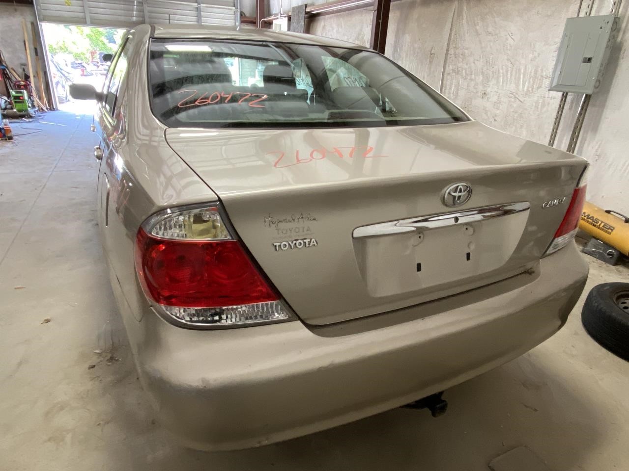 Vehicle/130962_02.jpg