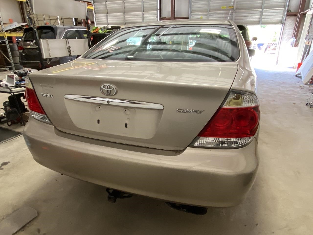 Vehicle/130962_03.jpg