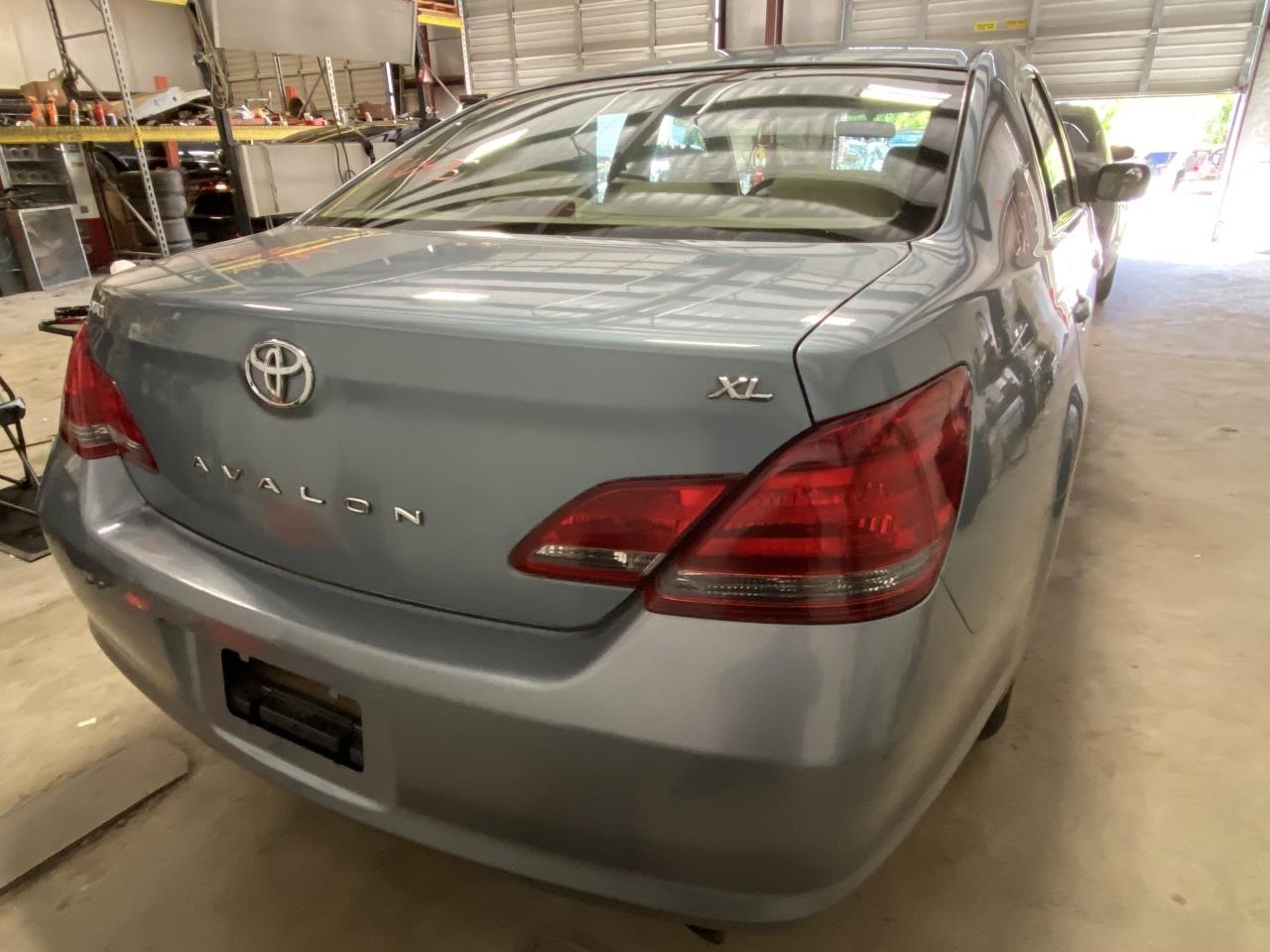 Vehicle/130965_03.jpg