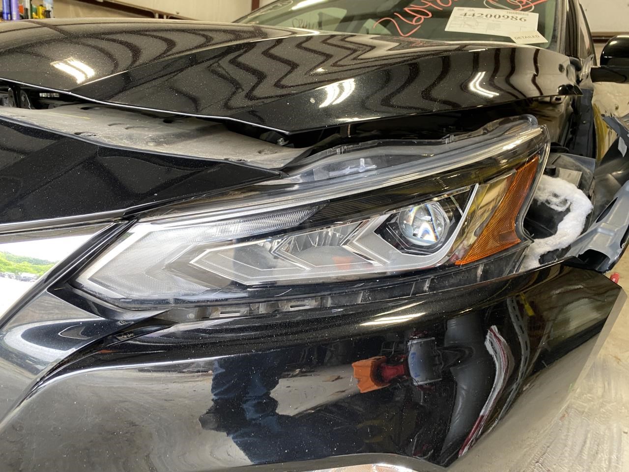 Vehicle/130972_12.jpg