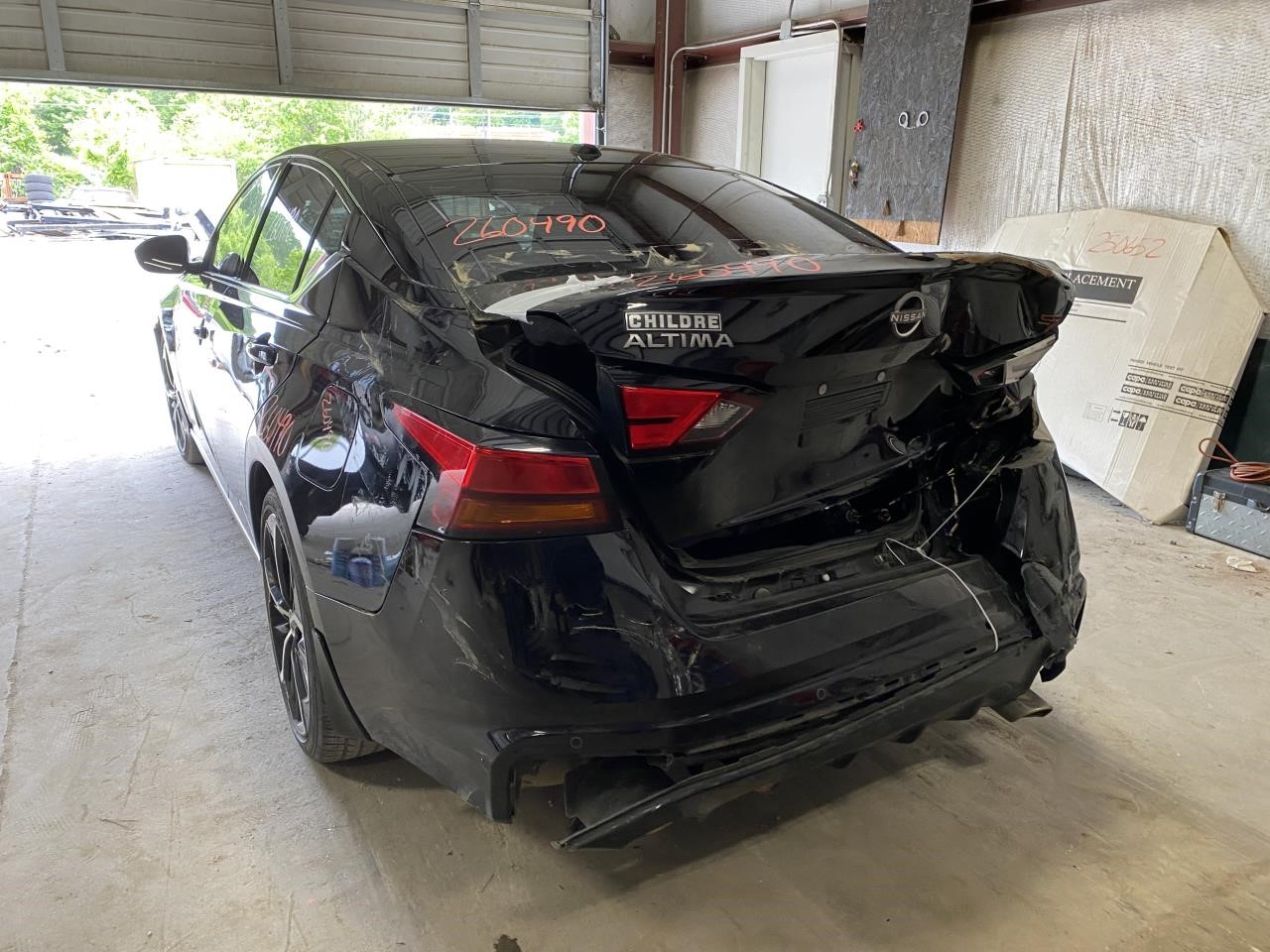 Vehicle/130980_02.jpg