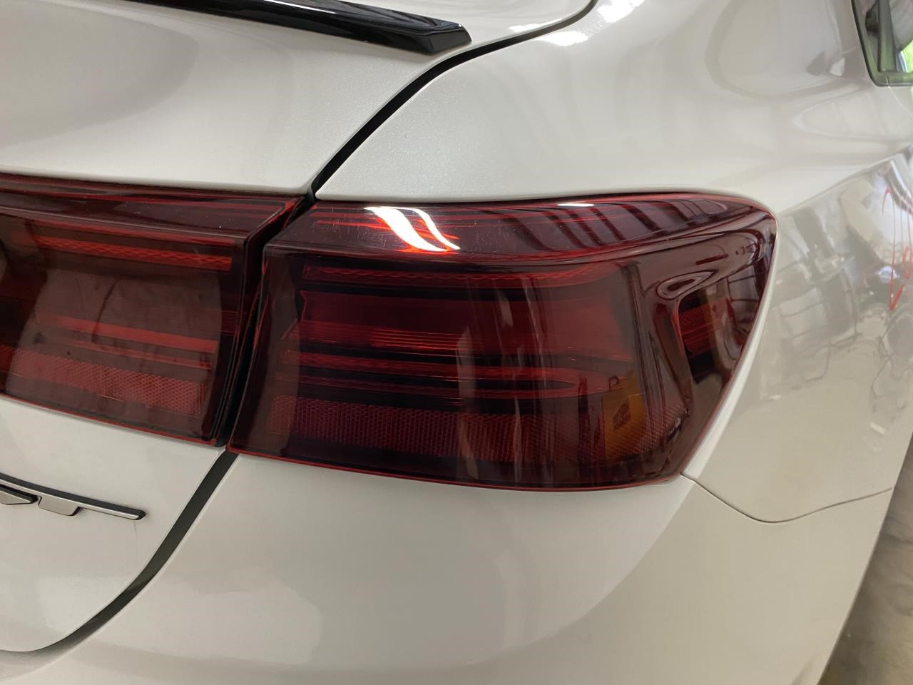 Vehicle/130983_11.jpg