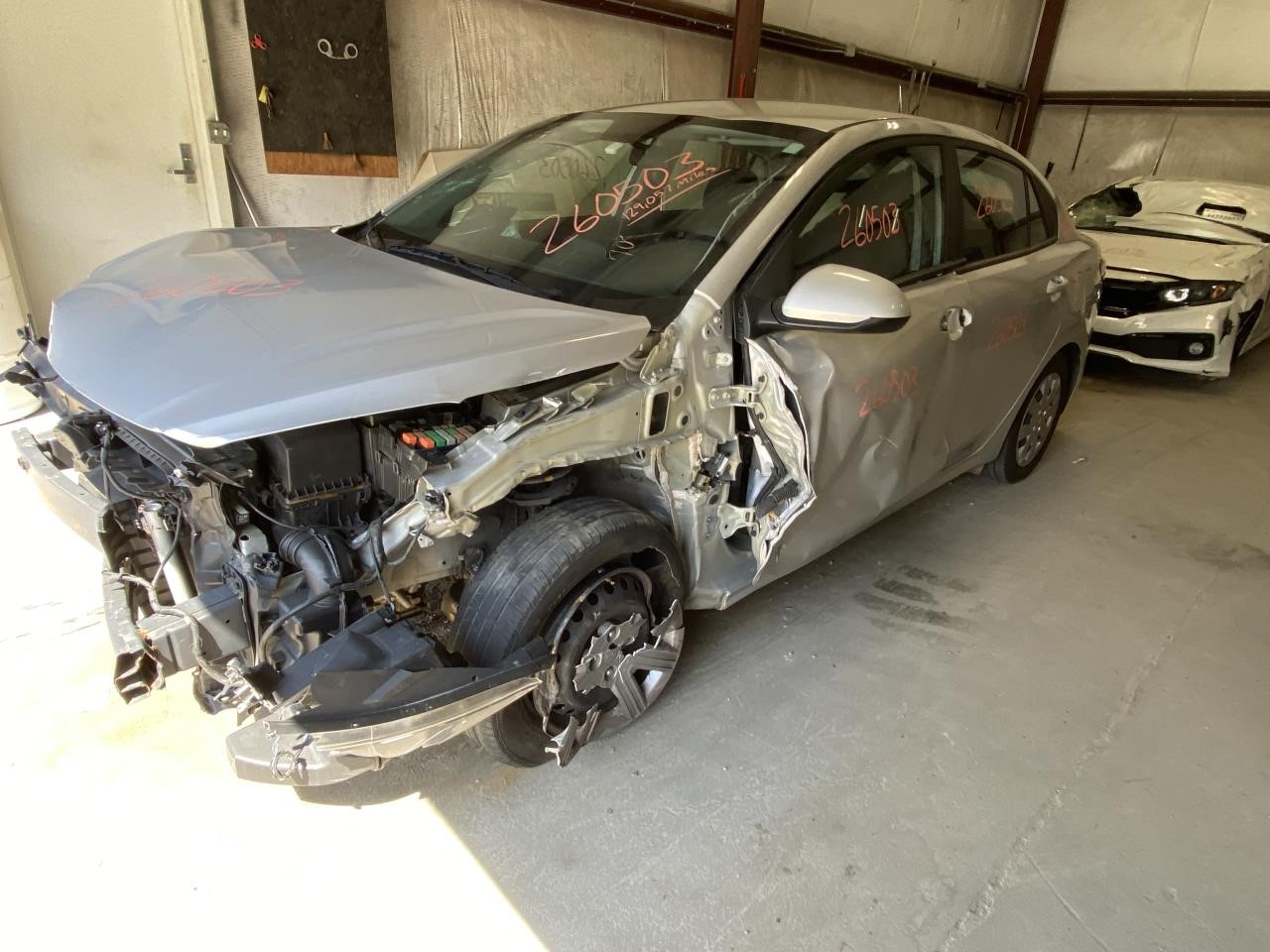 Vehicle/131032_05.jpg