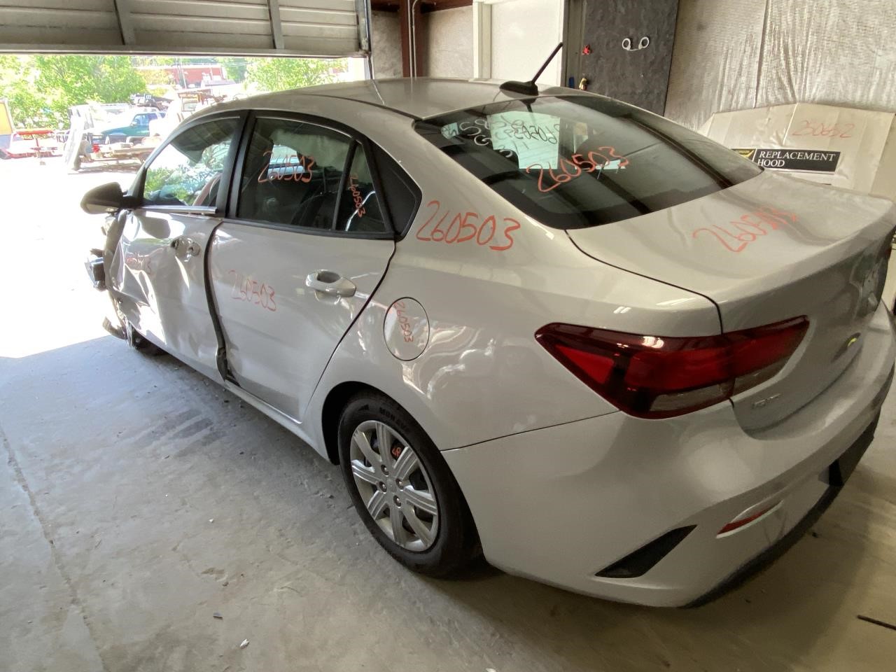 Vehicle/131032_10.jpg