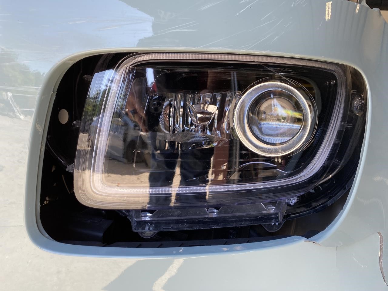 Vehicle/131035_07.jpg