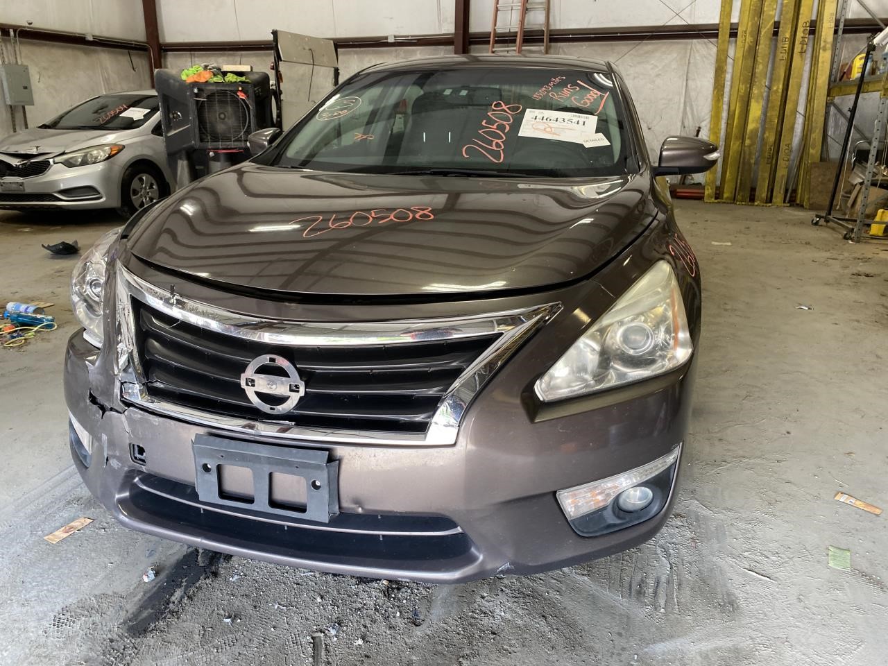 Vehicle/131037_01.jpg