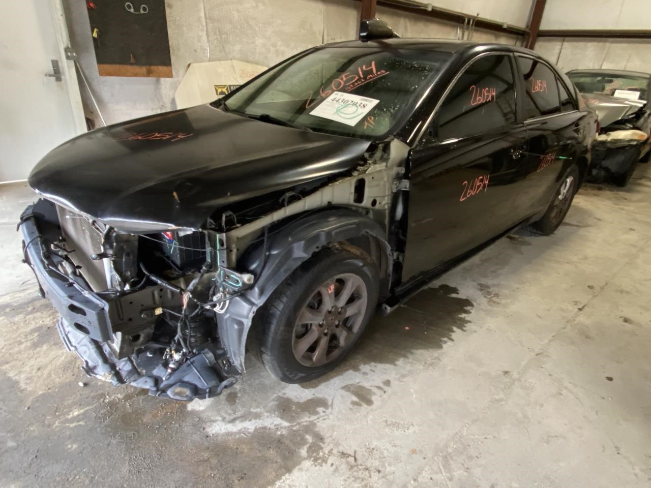 Vehicle/131086_05.jpg