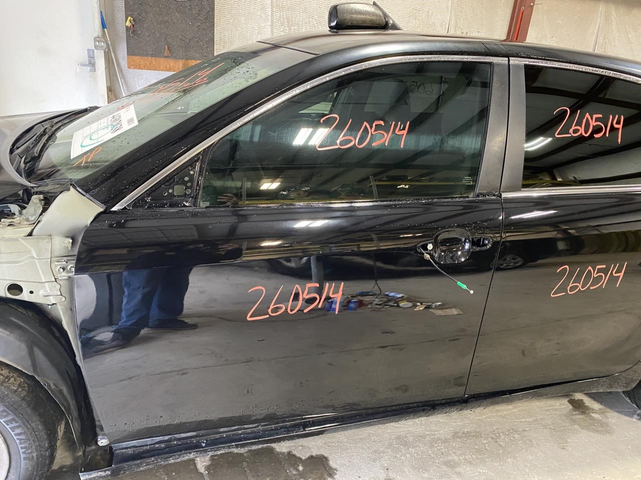 Vehicle/131086_06.jpg