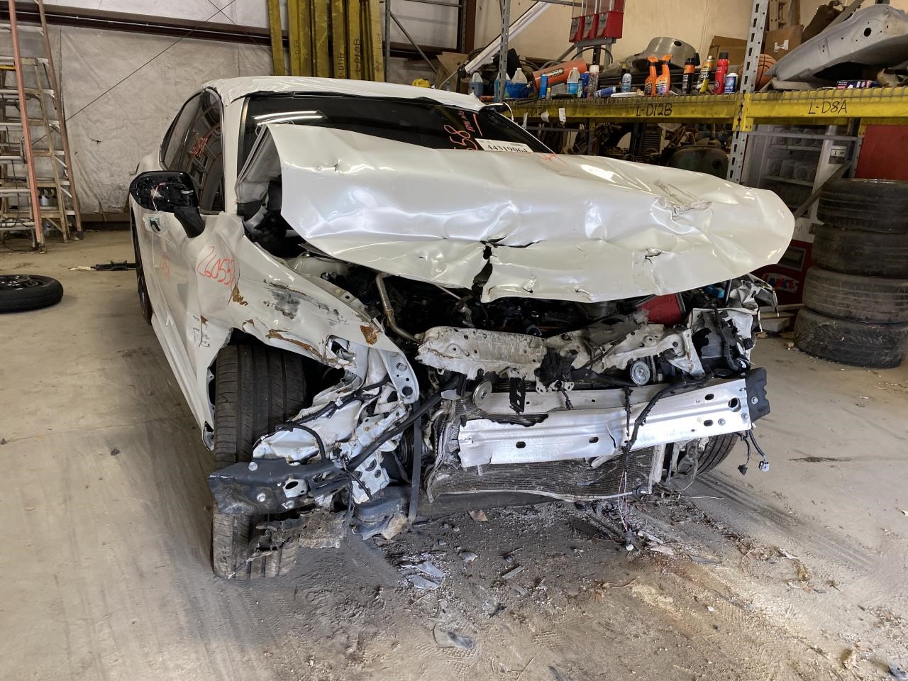 Vehicle/131589_04.jpg