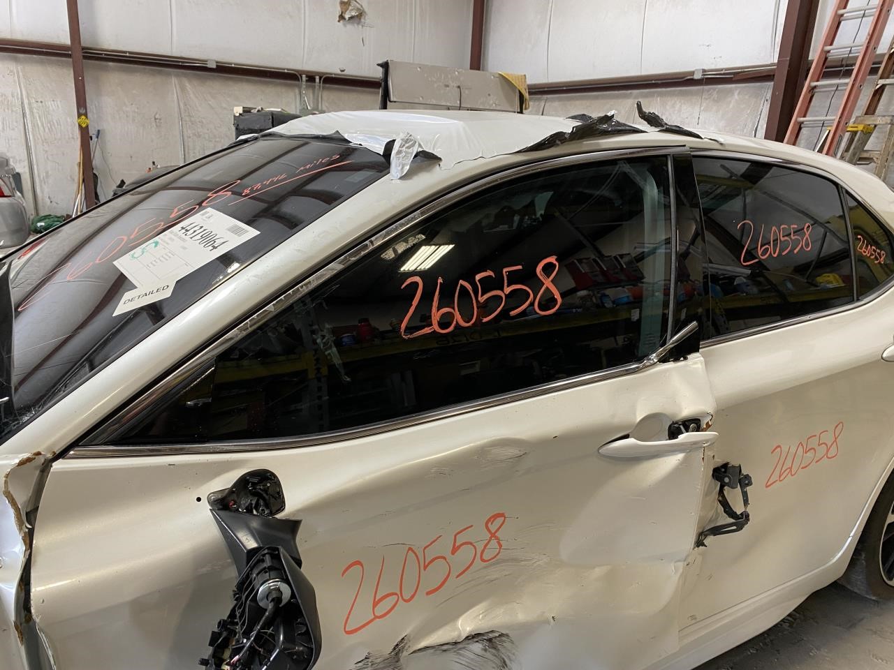 Vehicle/131589_06.jpg