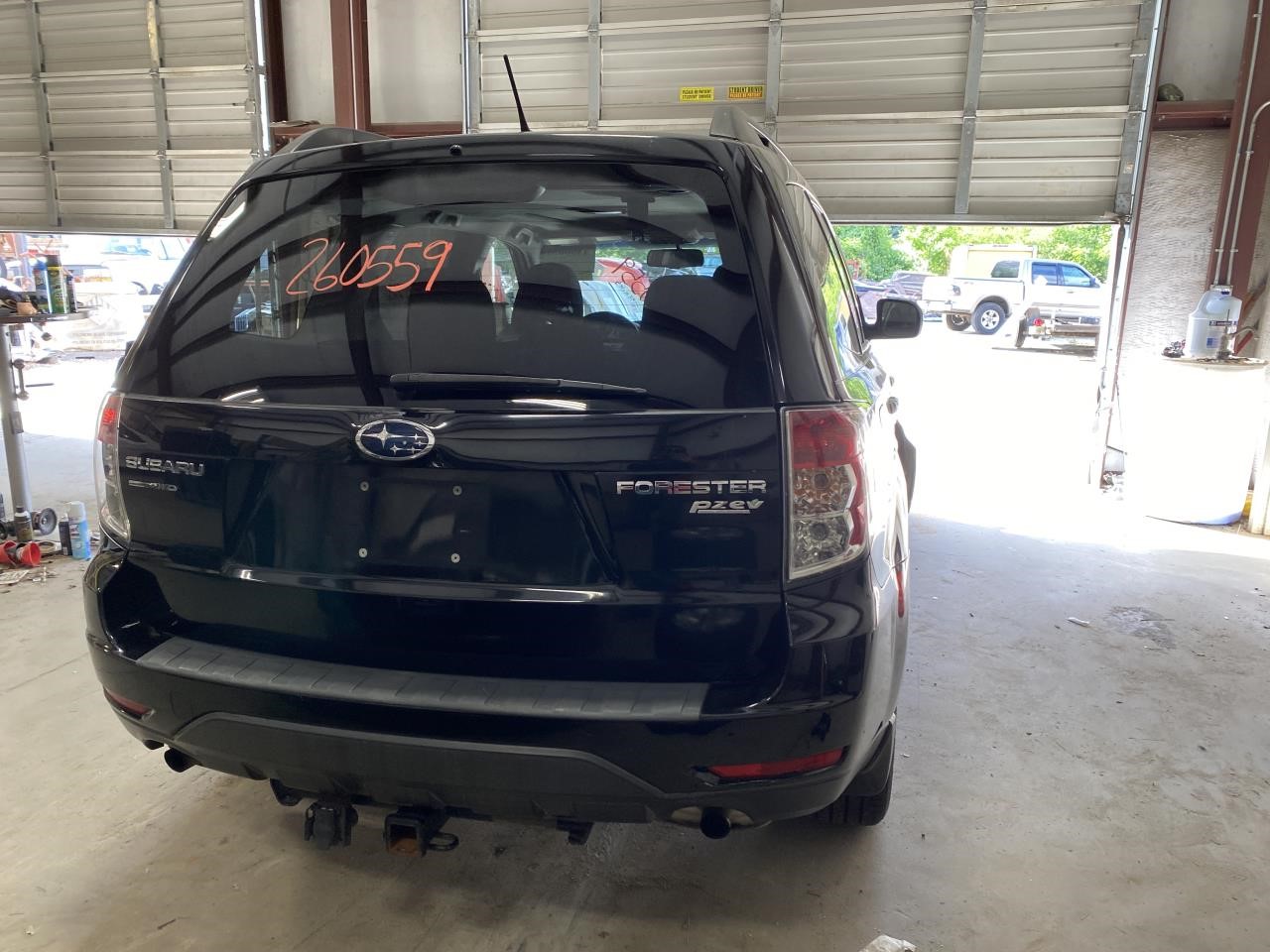 Vehicle/131590_03.jpg