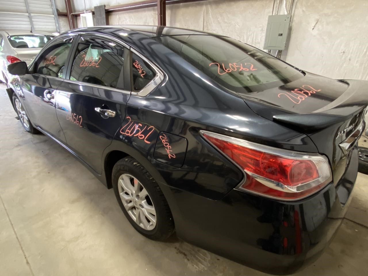 Vehicle/131593_11.jpg