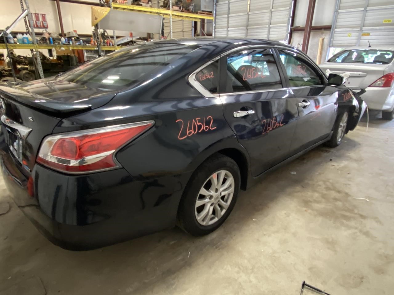 Vehicle/131593_14.jpg