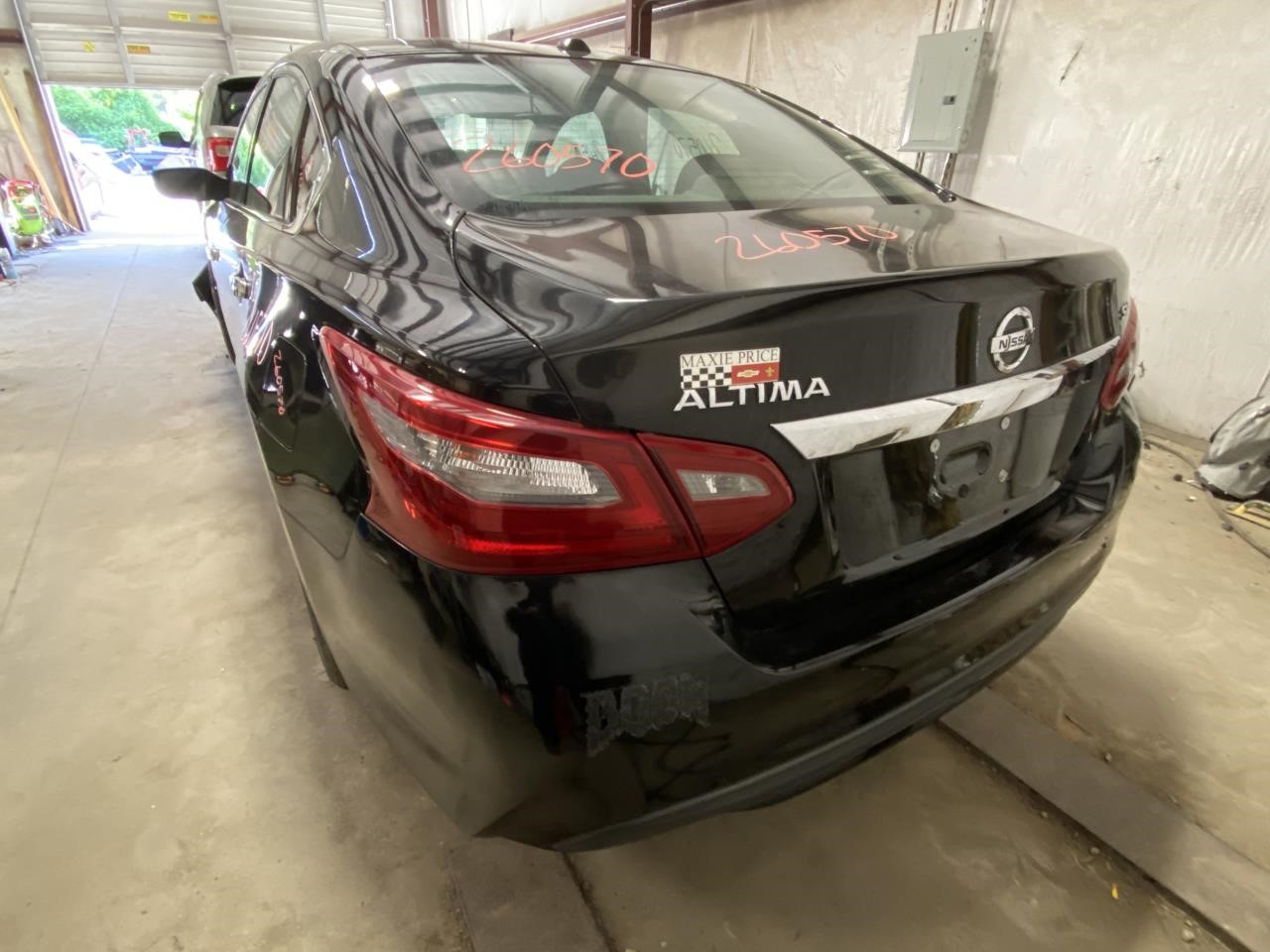Vehicle/131603_02.jpg