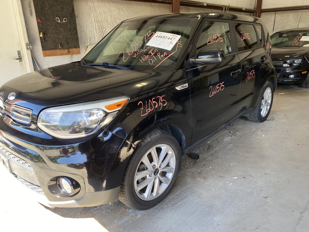 Vehicle/131657_11.jpg