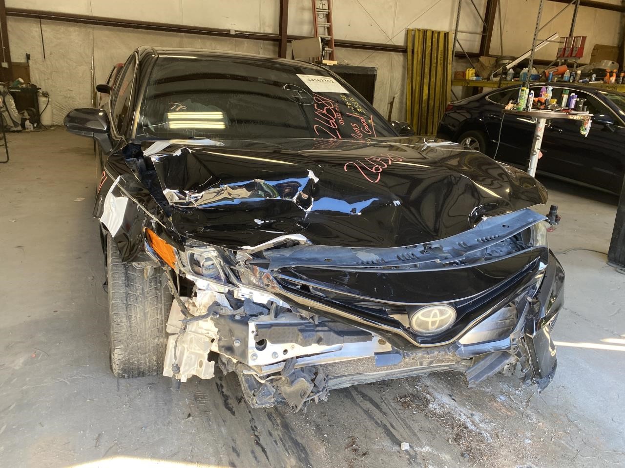 Vehicle/131663_04.jpg