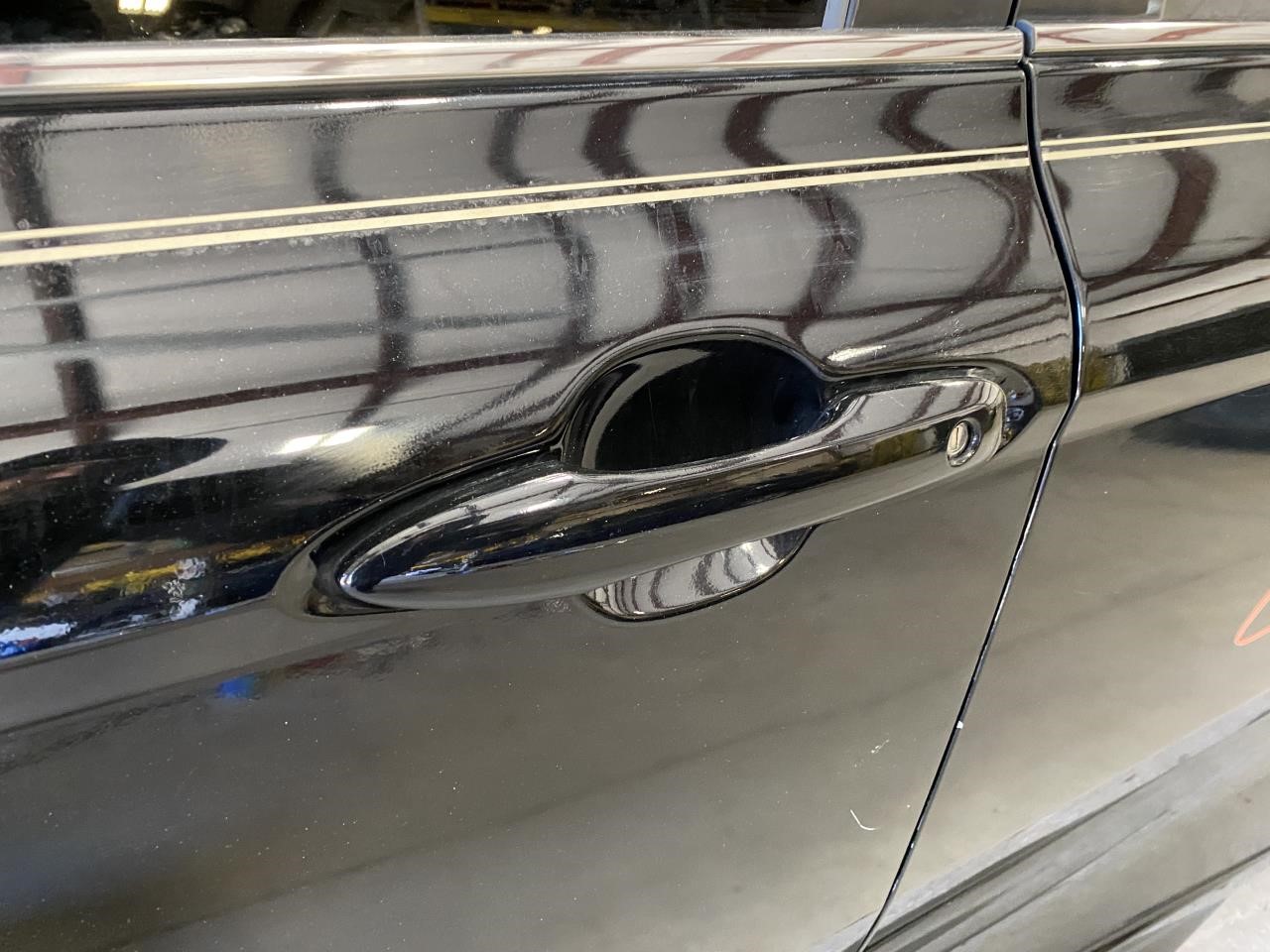 Vehicle/131663_09.jpg