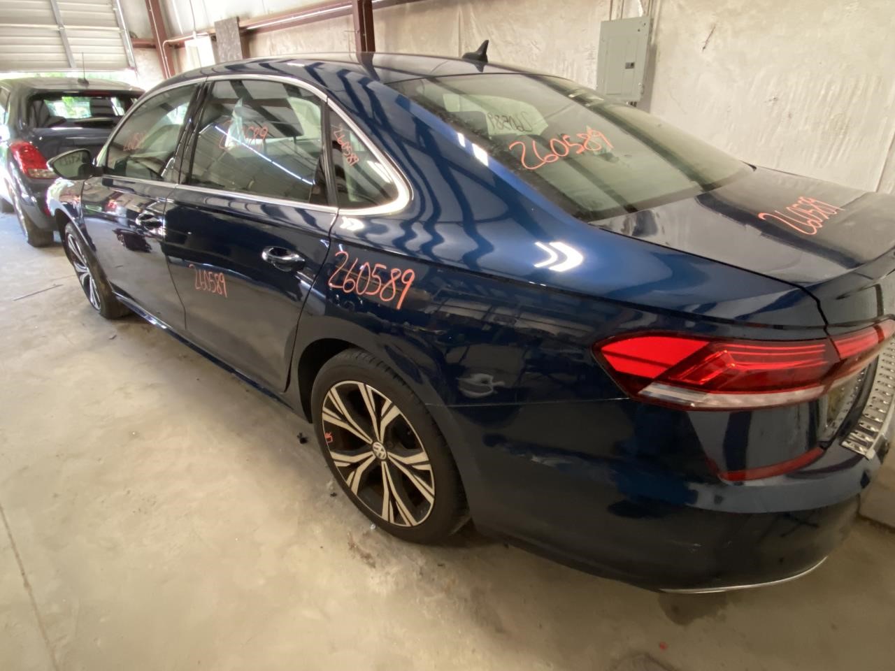 Vehicle/131700_09.jpg