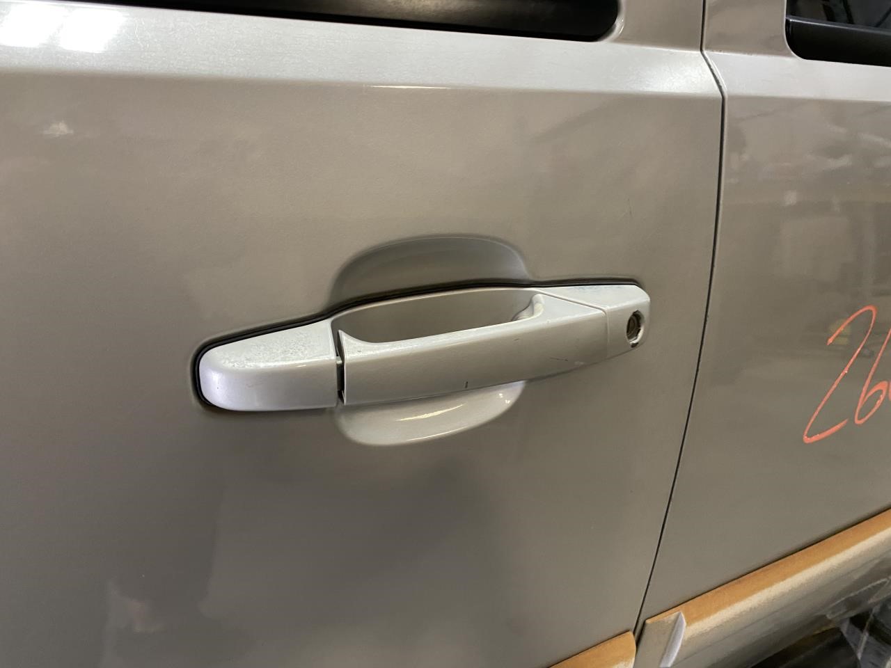 Vehicle/132808_13.jpg