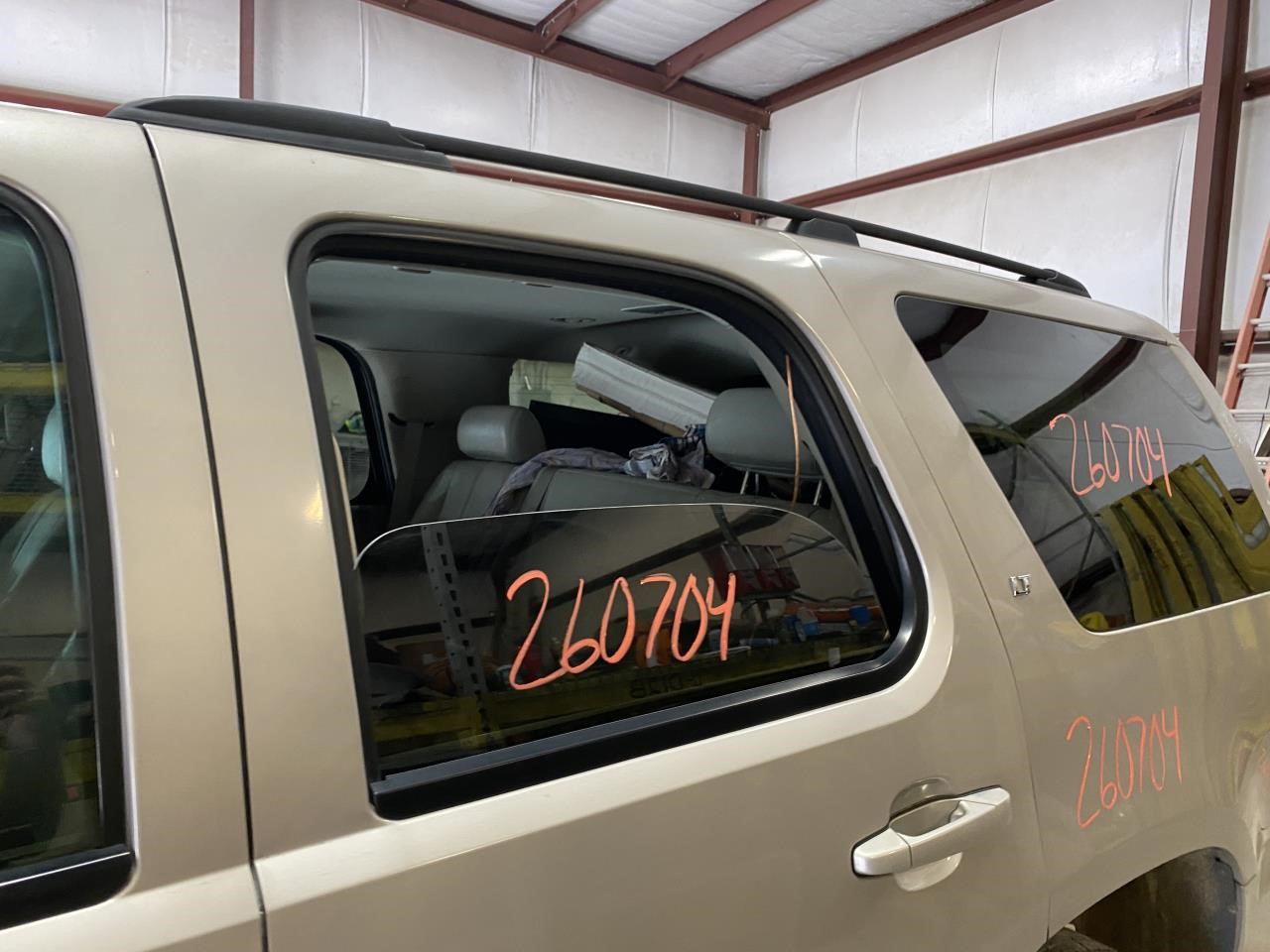 Vehicle/132808_14.jpg