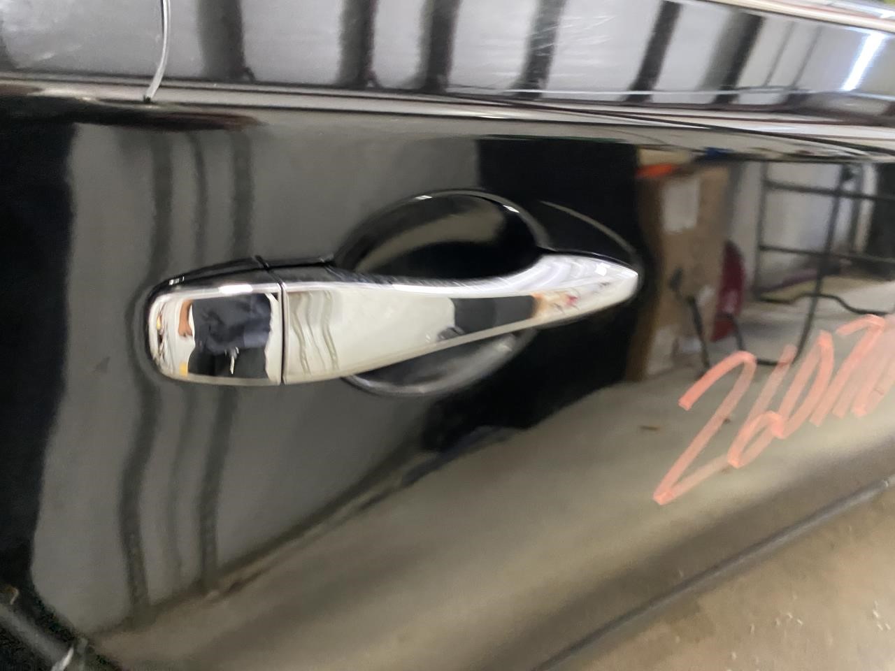 Vehicle/132934_14.jpg
