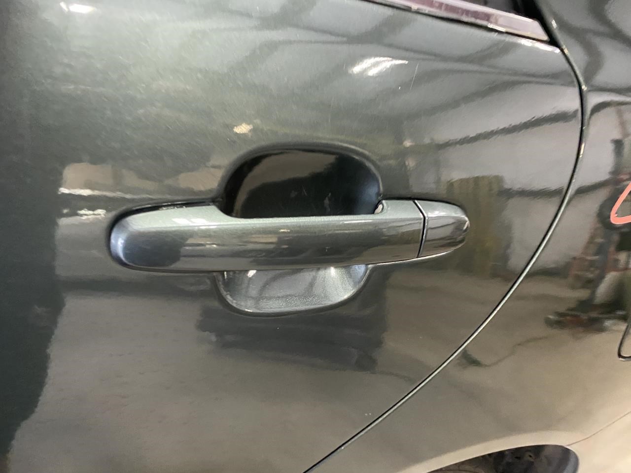 Vehicle/133074_08.jpg