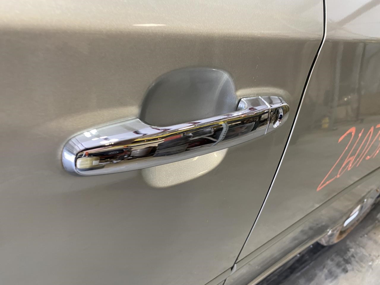 Vehicle/133075_06.jpg