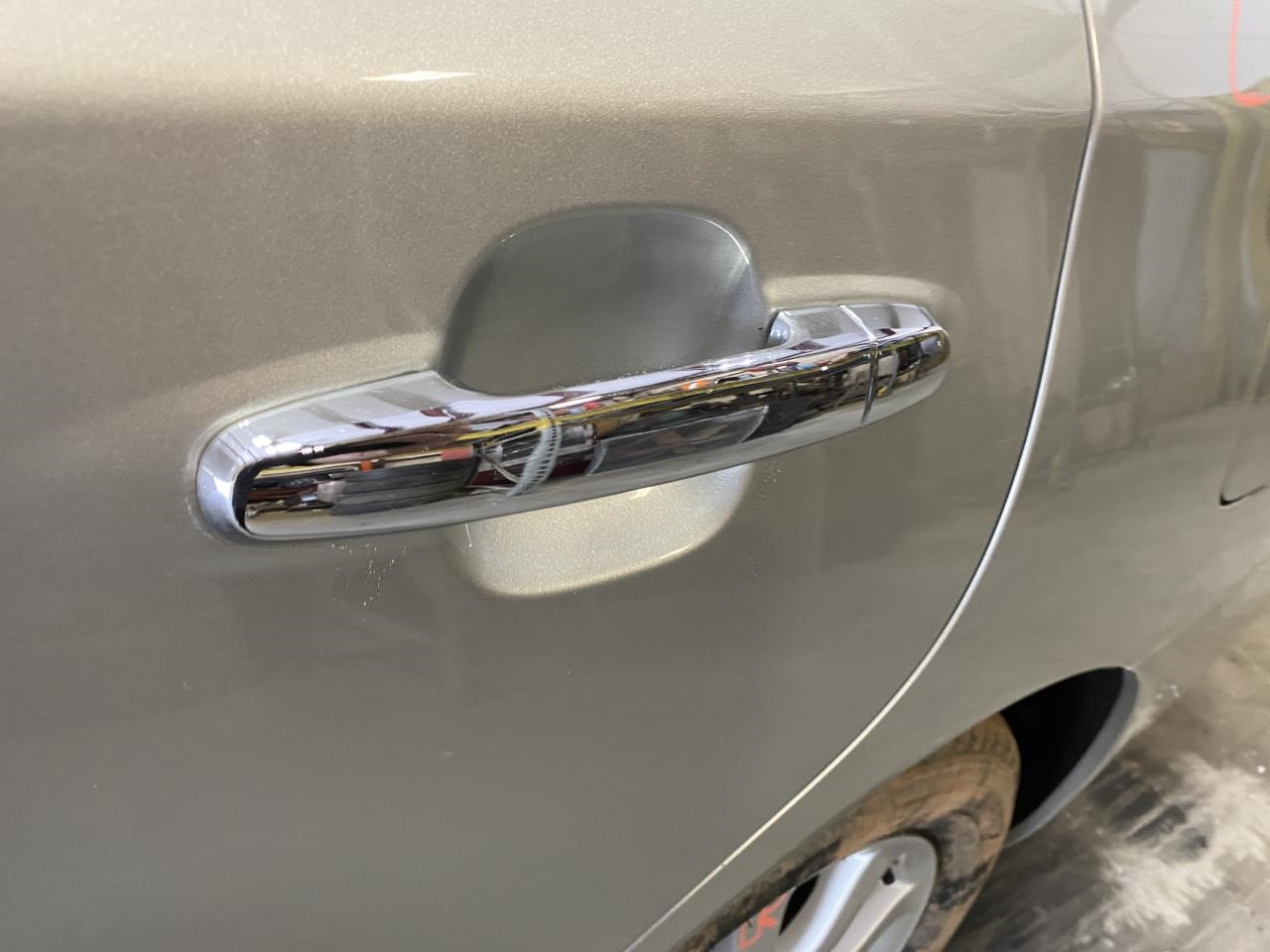 Vehicle/133075_08.jpg