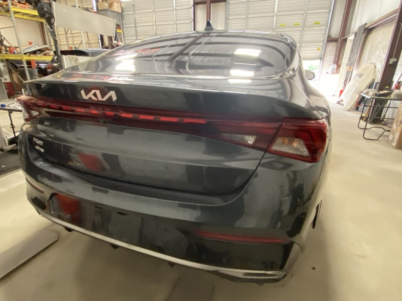 Vehicle/133846_03.jpg