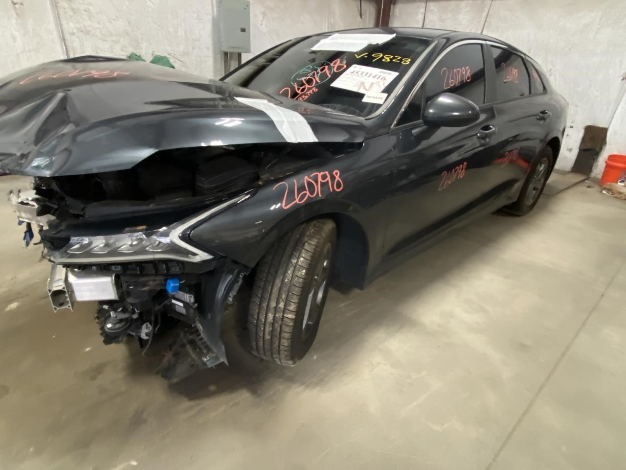 Vehicle/133846_05.jpg