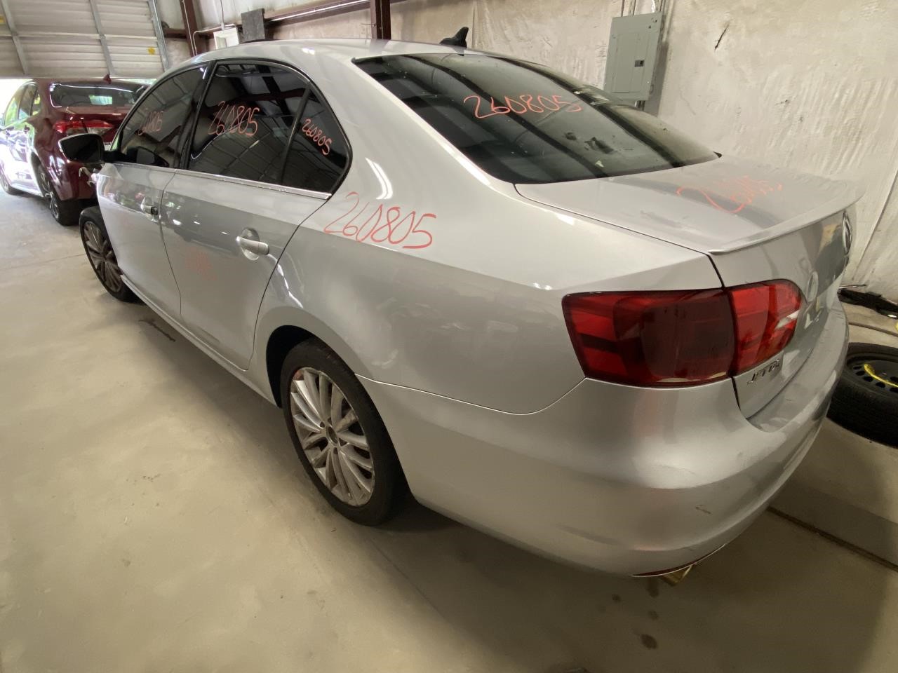 Vehicle/133854_11.jpg
