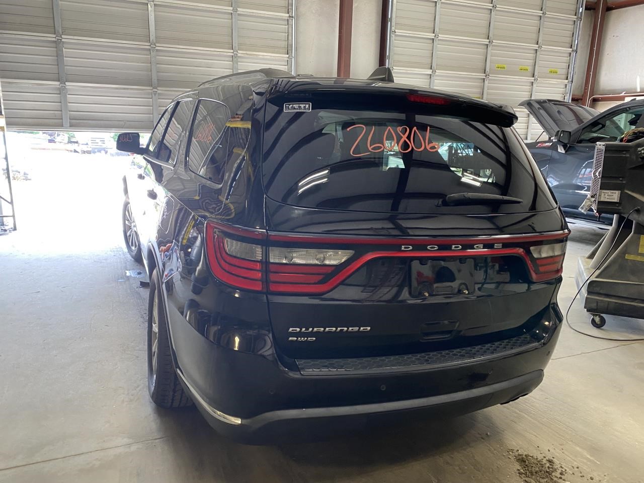 Vehicle/133855_02.jpg