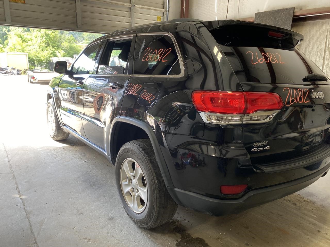 Vehicle/133905_11.jpg