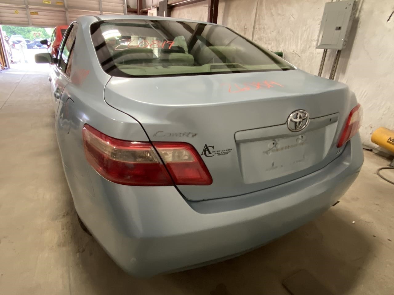 Vehicle/133913_02.jpg