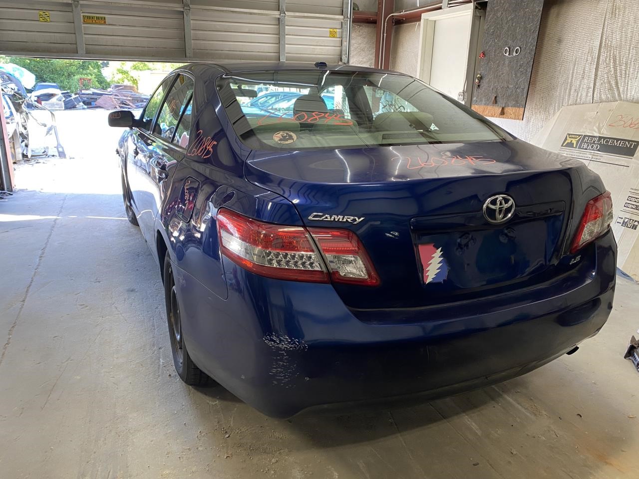 Vehicle/134033_02.jpg