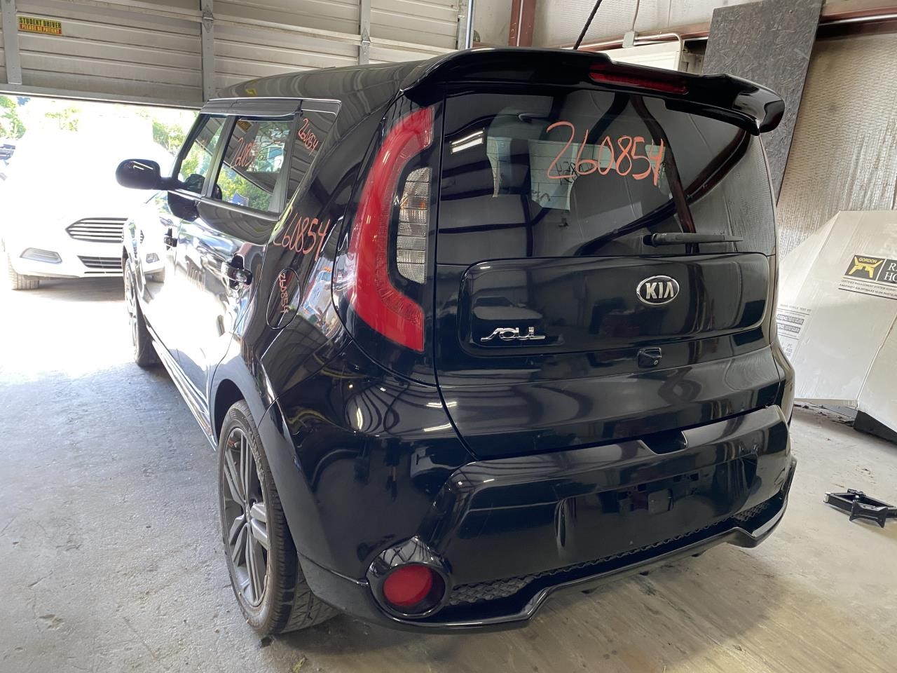 Vehicle/134439_02.jpg