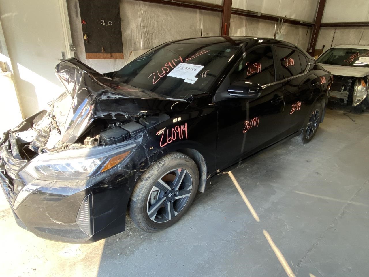 Vehicle/134718_05.jpg