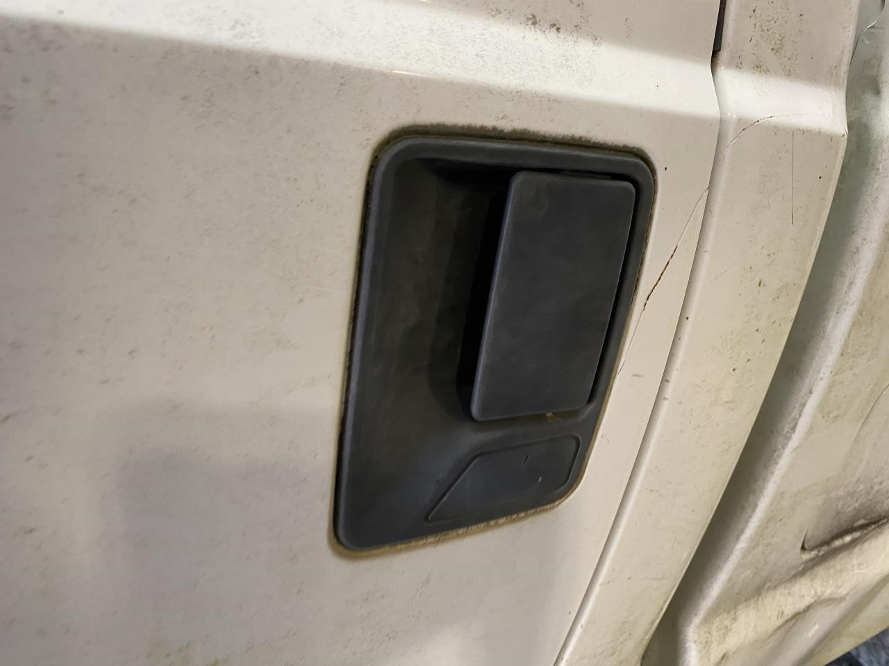 Vehicle/134724_12.jpg