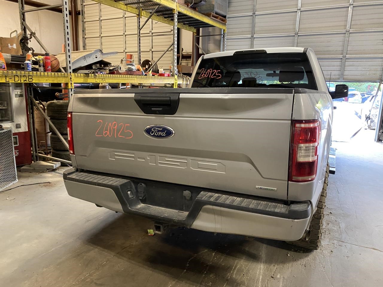 Vehicle/134782_03.jpg