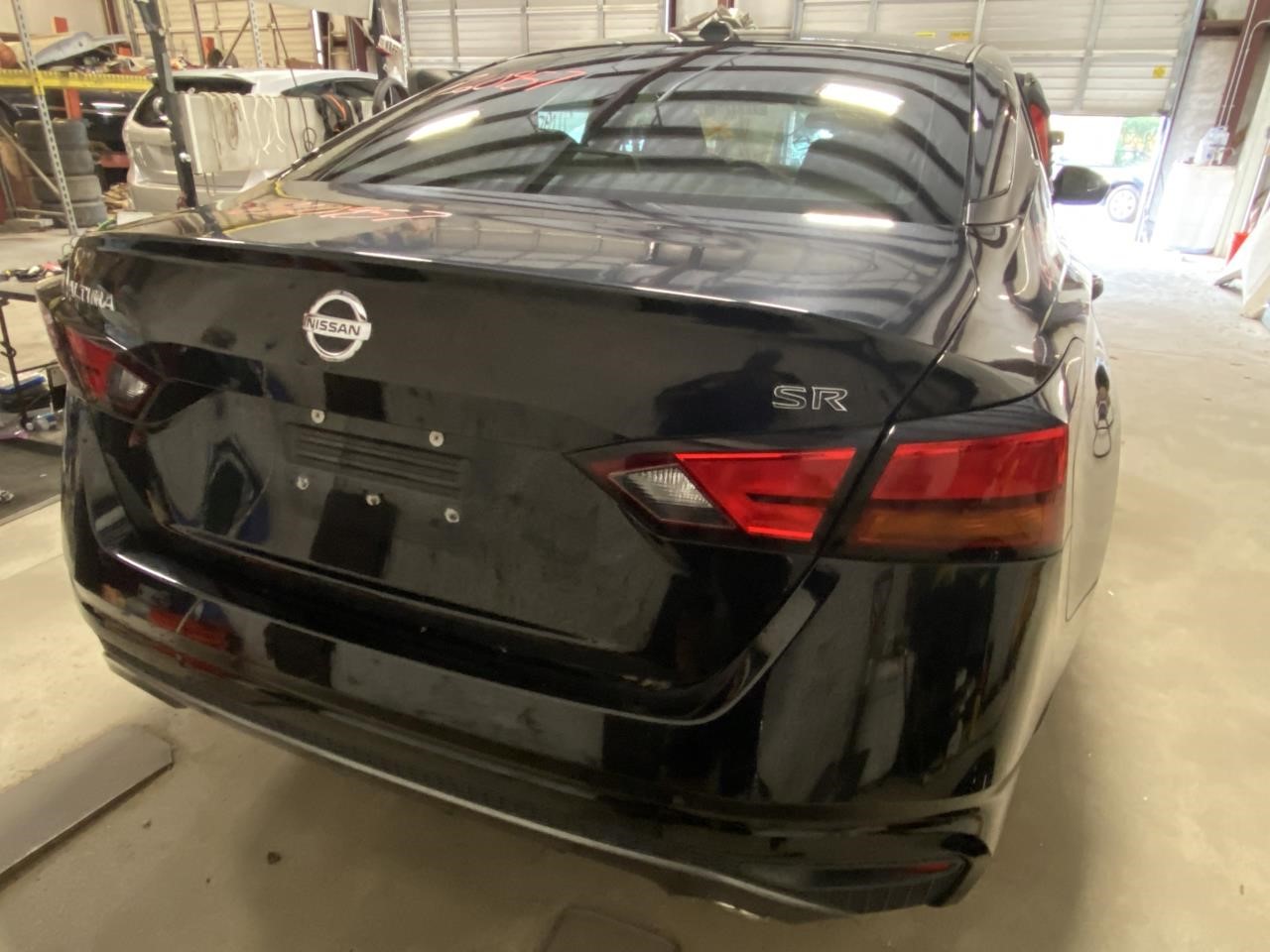 Vehicle/135007_03.jpg