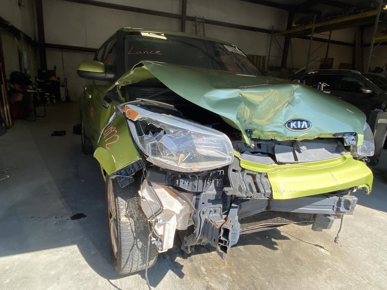 Vehicle/135092_04.jpg