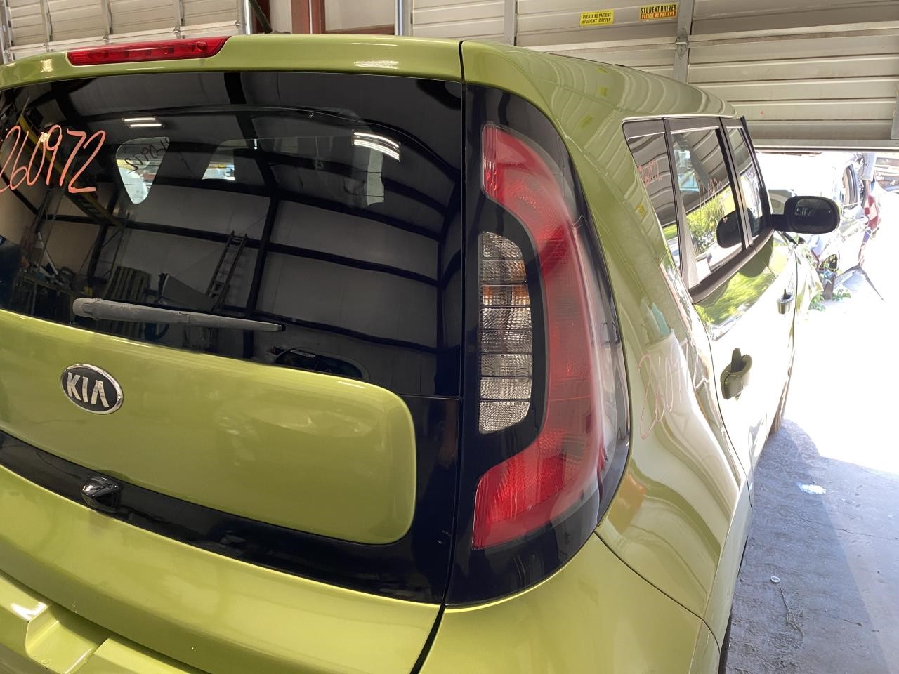 Vehicle/135092_11.jpg