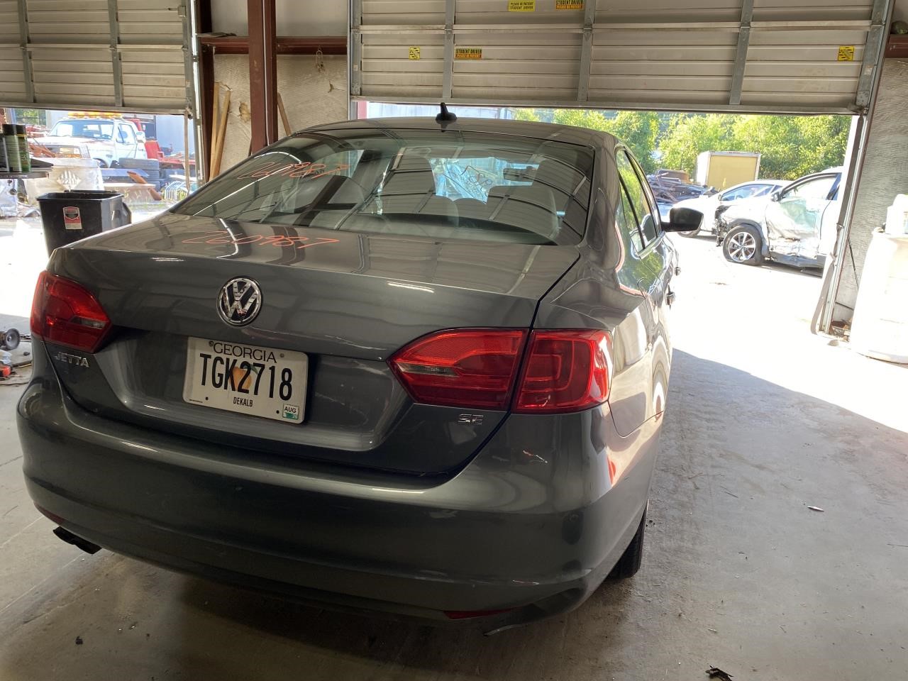 Vehicle/135293_03.jpg