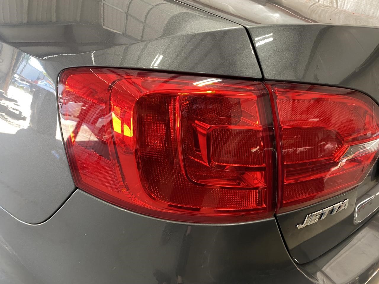 Vehicle/135293_11.jpg