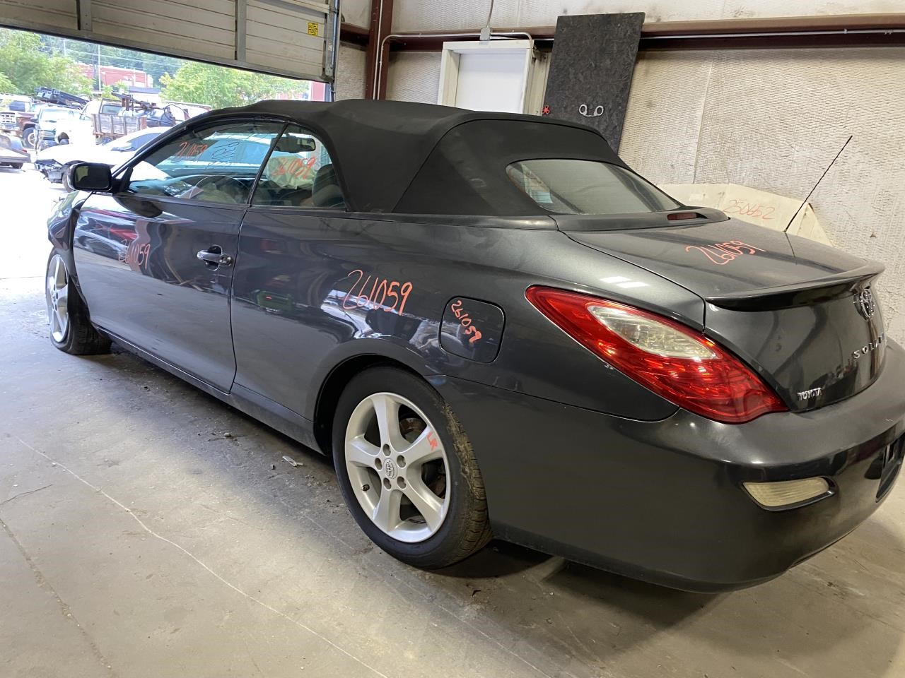 Vehicle/135673_10.jpg