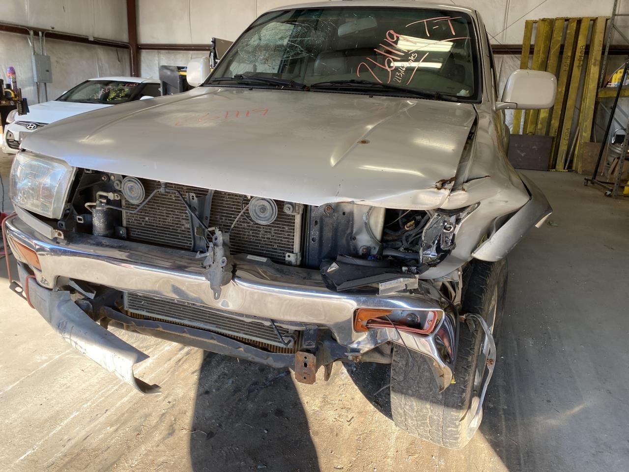 https://f005.backblazeb2.com/file/img-partshotlines-com/Inventory/MA689/Vehicle/136220_01.jpg