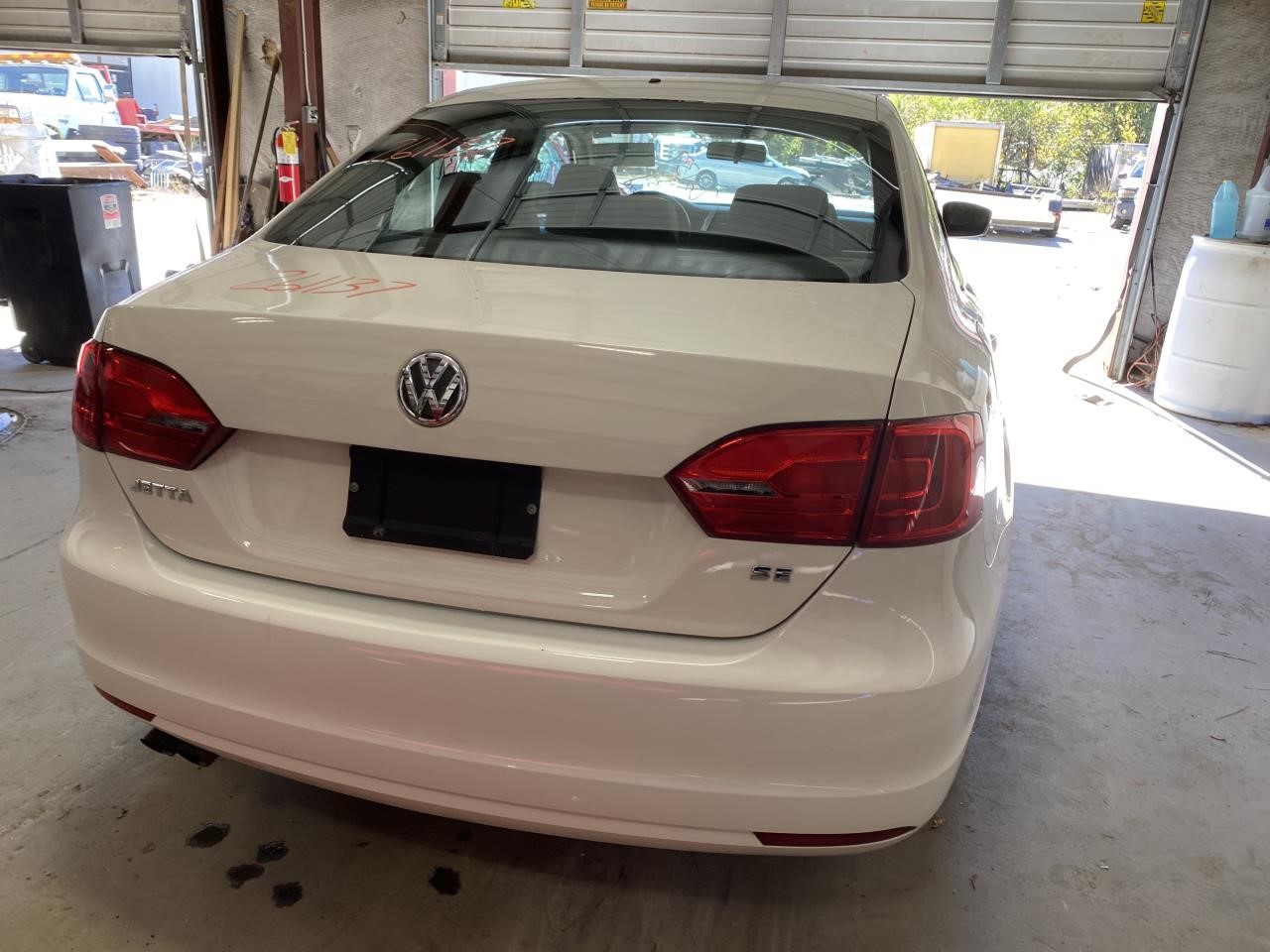 Vehicle/136349_03.jpg