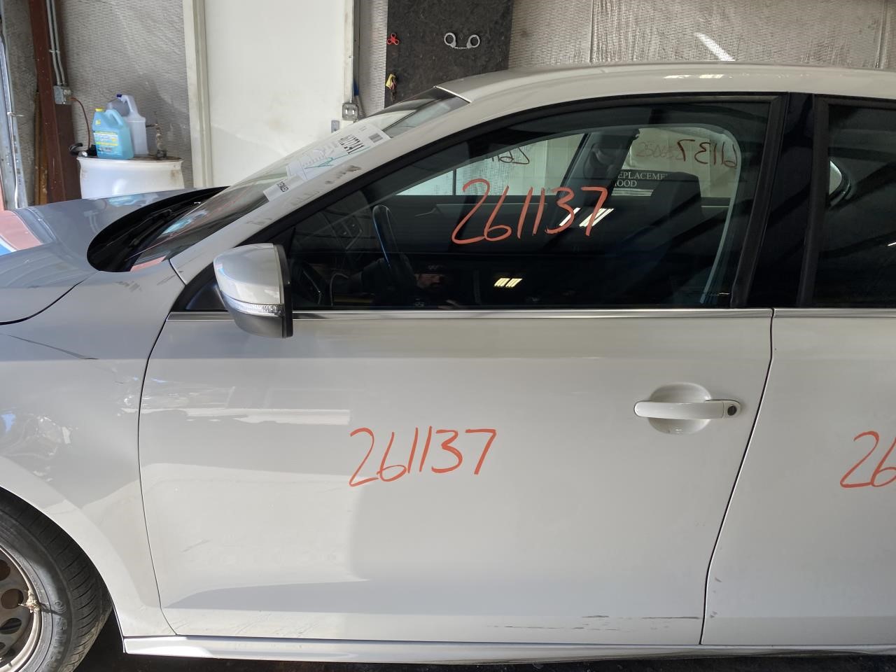 Vehicle/136349_08.jpg