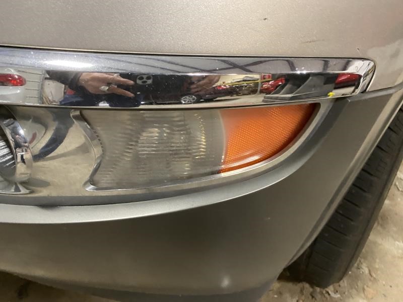 Vehicle/99761_10.jpg