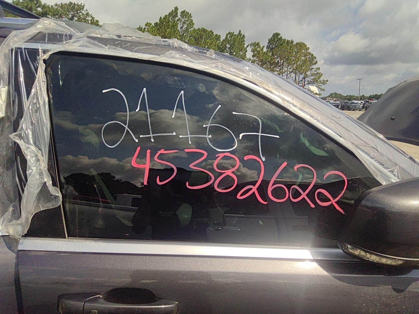 b/b/g/h/h/j/b/4b94a13d-e1ee-43e4-9108-7b903c0c8e2b.jpg